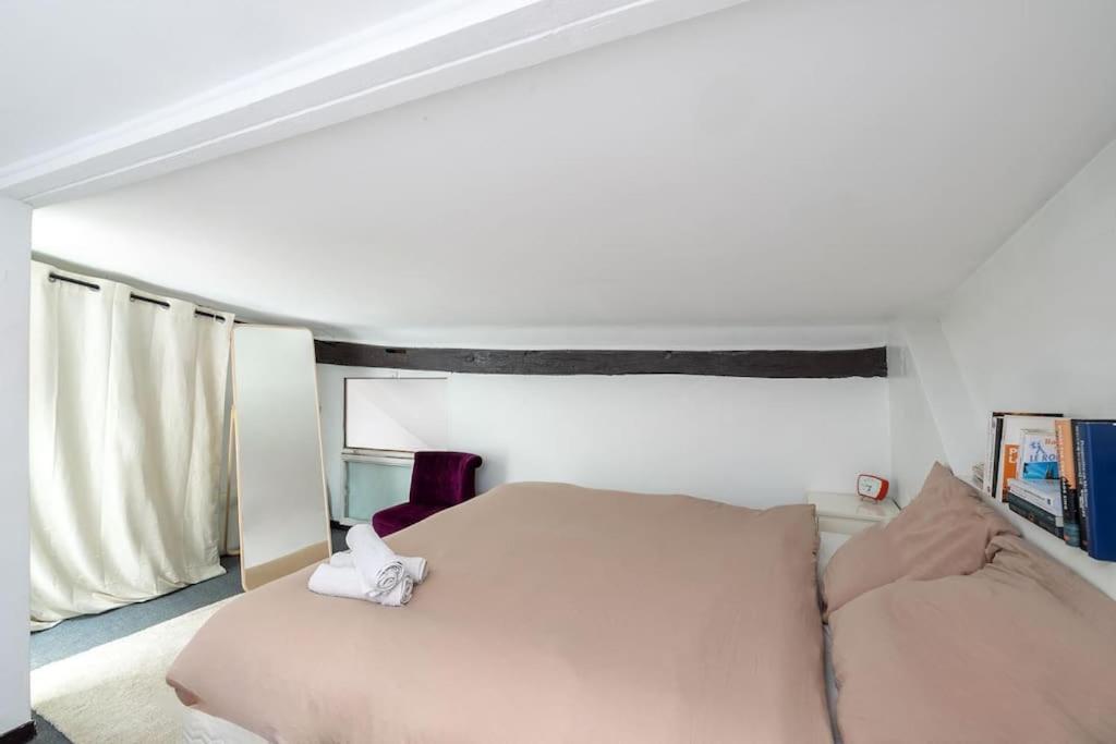 Joli Duplex Au Coeur Du Marais Apartment Paris