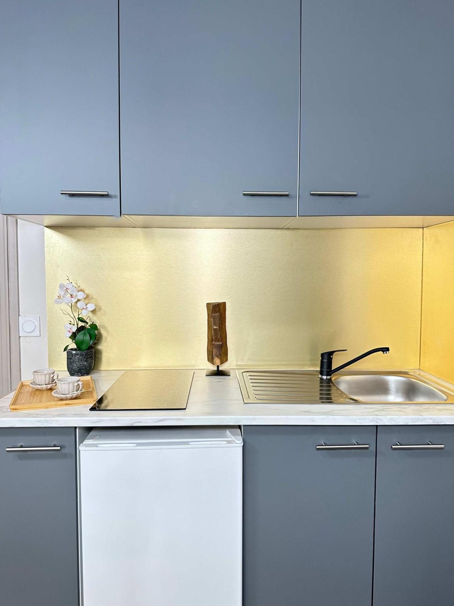 Apartment Elegant Escape Near Arc De Triomphe *