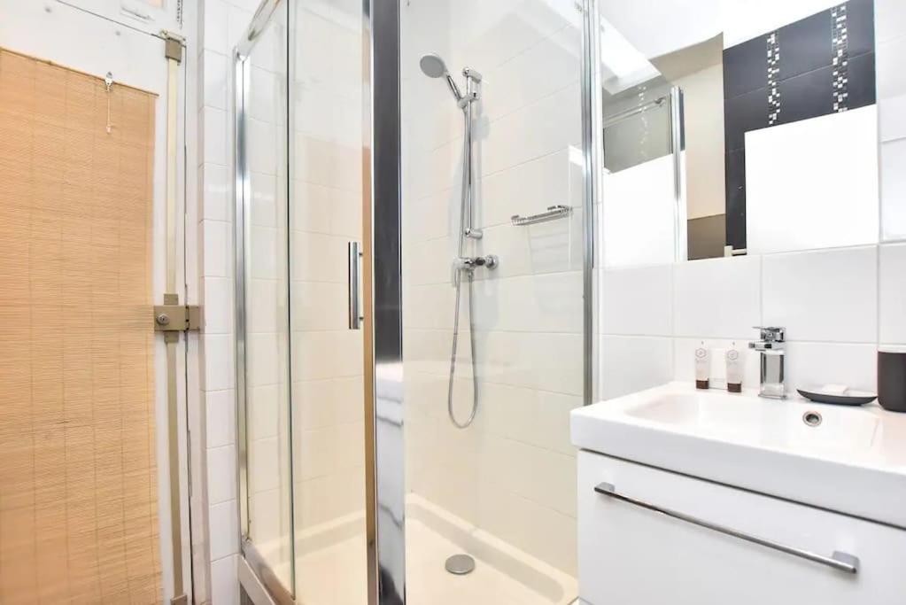 Goodguest-appartement Design Et Cosy Batignolles Apartment