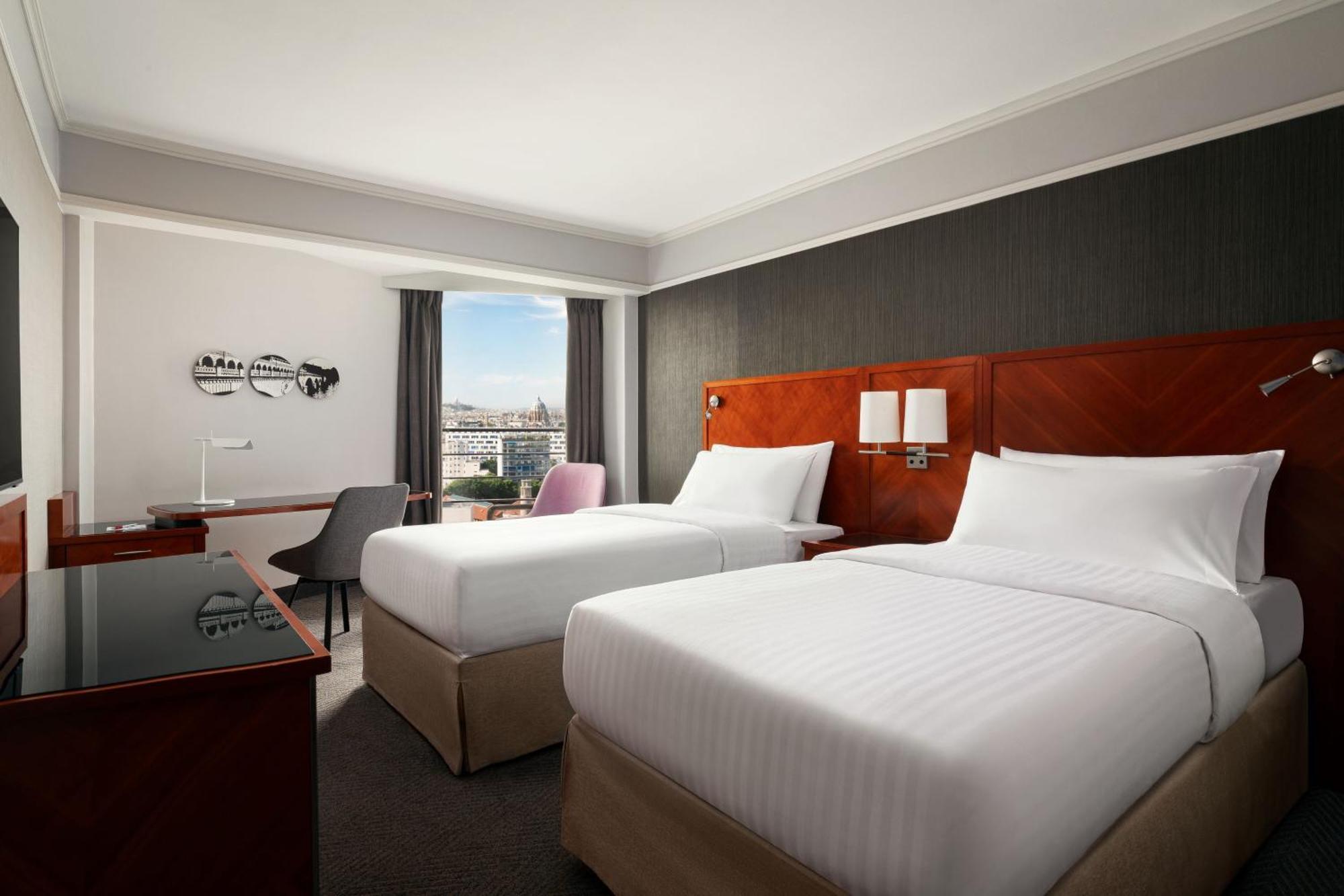Marriott Rive Gauche & Conference Center Hotel 4*