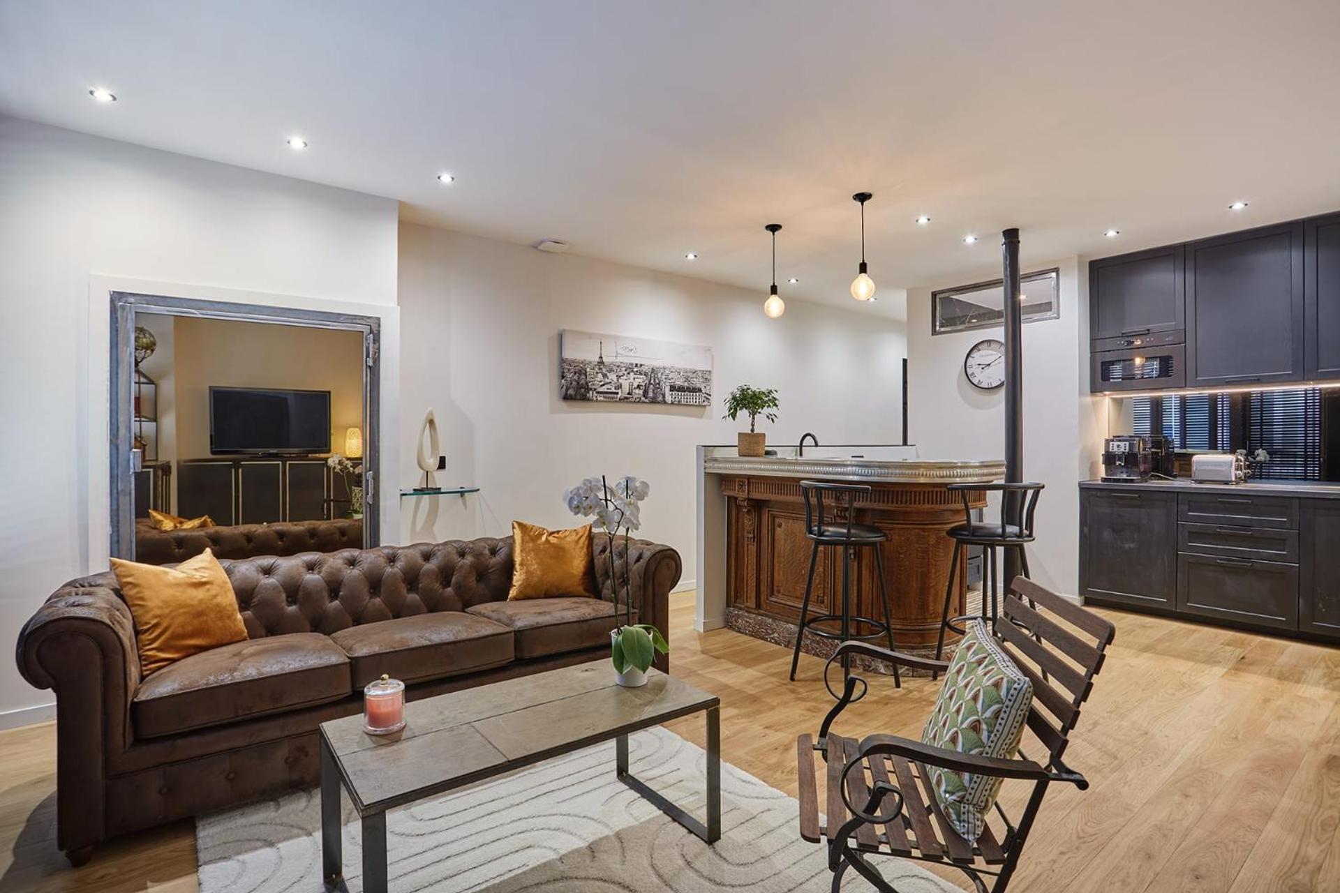 In The Center Of By Studioprestige Apartment *