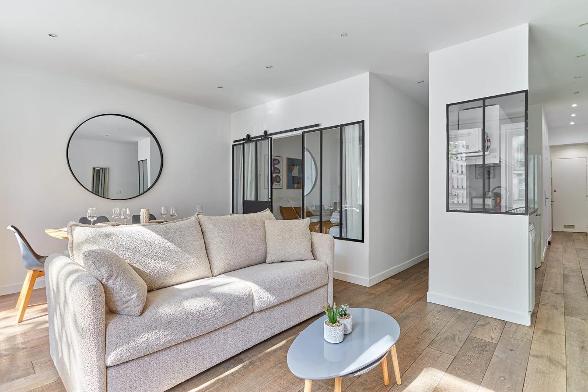 2 Bedrooms Center Of Apartment
