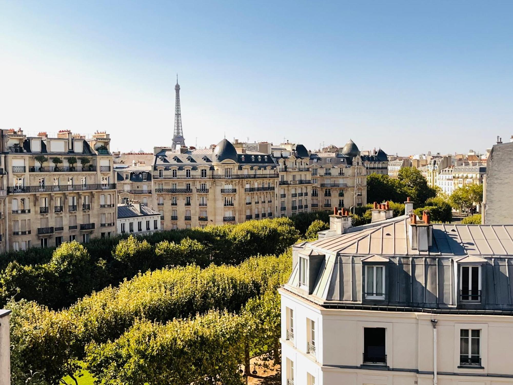 Parisian Elegance With Eiffel Tower View Apartment Paris