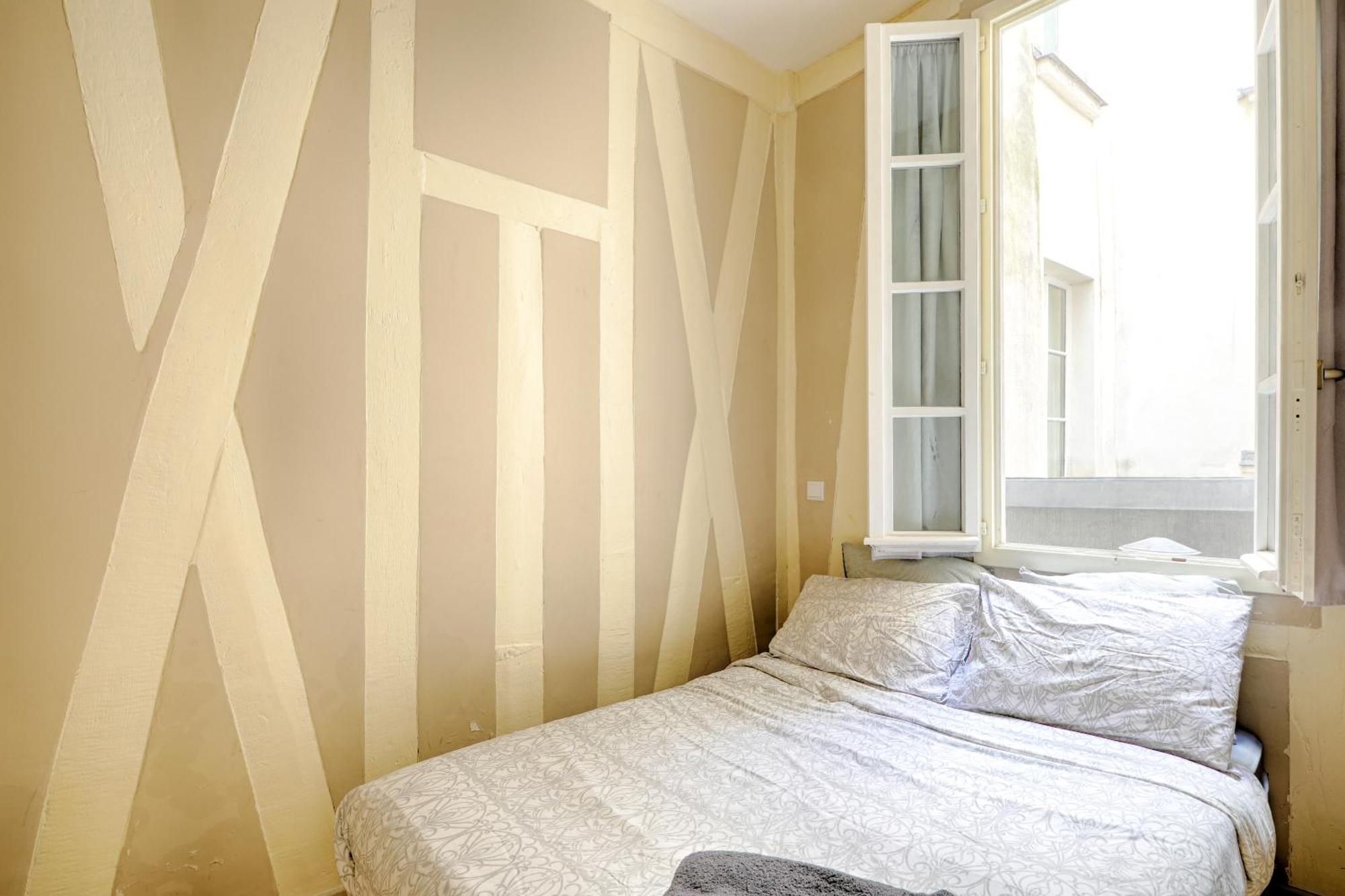 Servandoni - Heart Of Saint Germain Des Pres - Location Apartment Paris