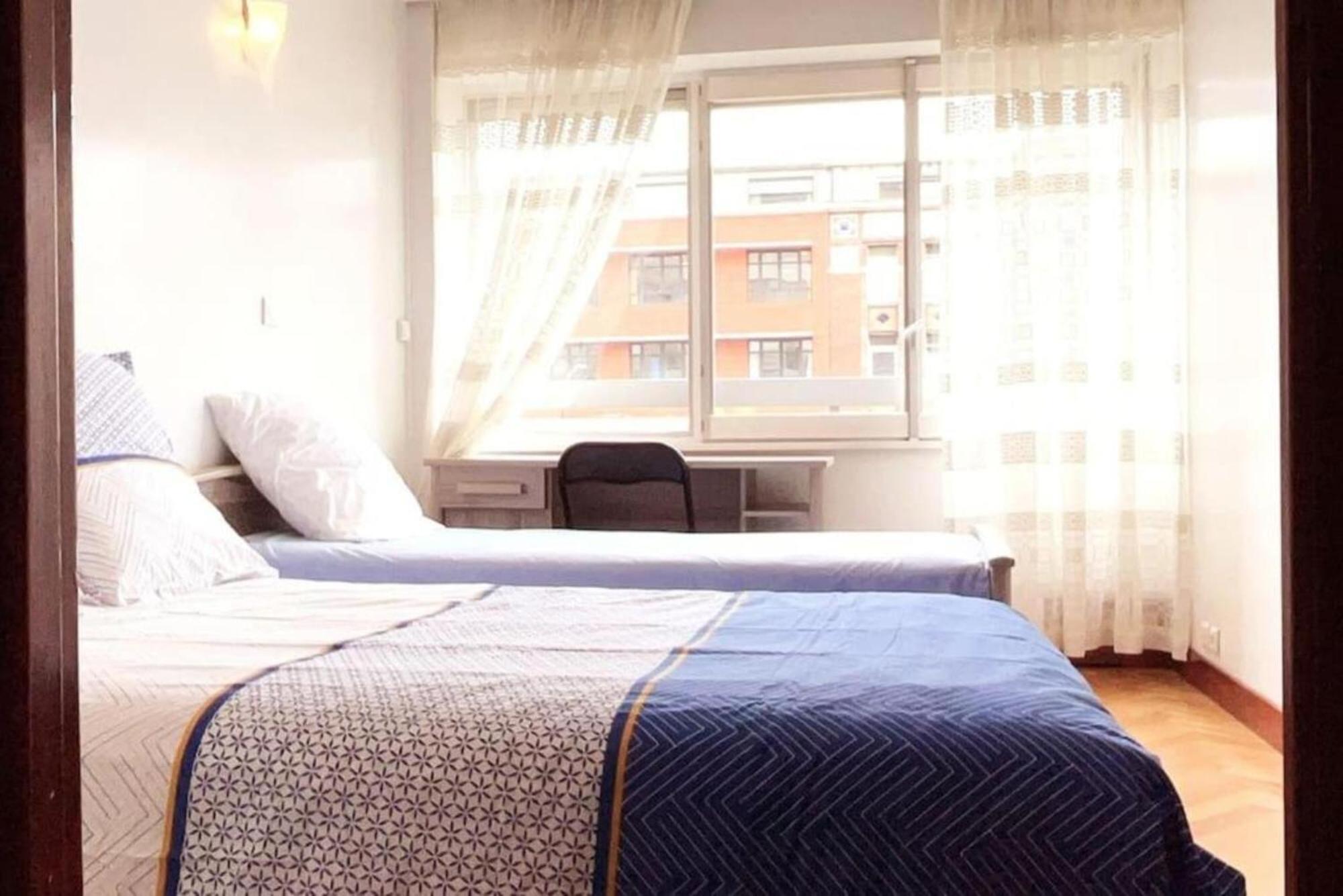 Parisien Et Familial De 90m2 Appartement *