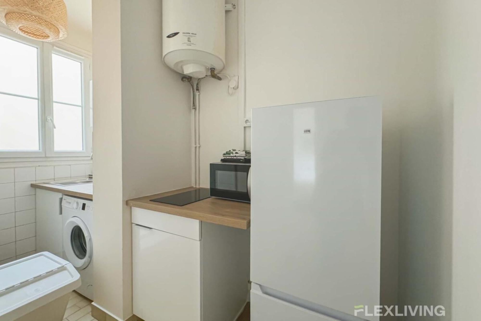 Flexliving - - Mesnil * Paris