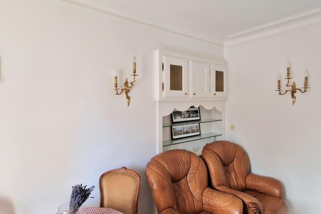 Apartment Christina : A Deux Pas De La Tour Eiffel Paris