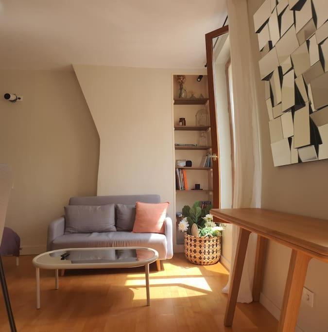 Apartment Calme Et Ensoleille Entierement Renove Paris