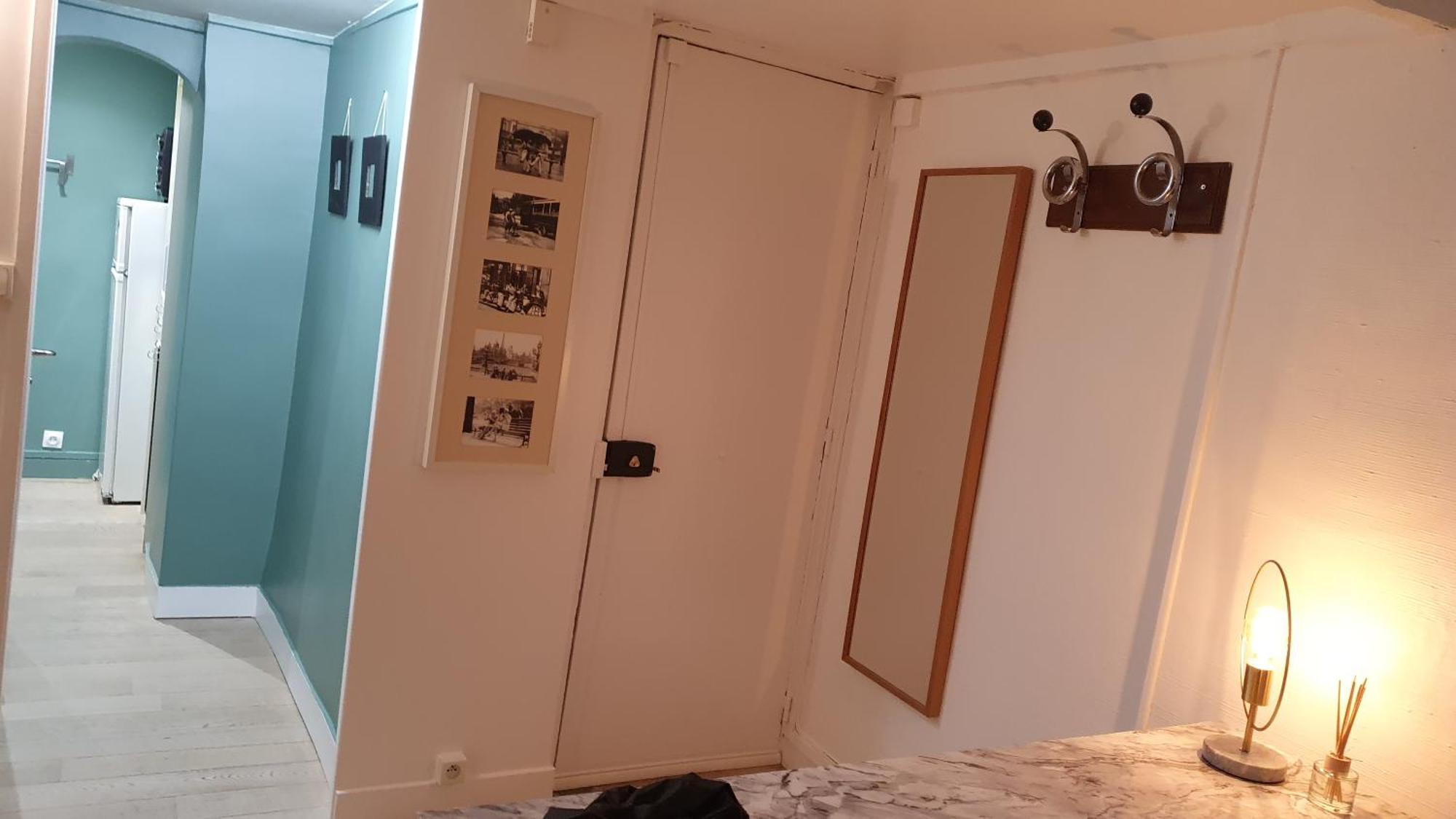 Appartement 1 Minute Gare Montparnasse , Center , Front Metro,close To Eiffel Tour And Louvre Meusm *