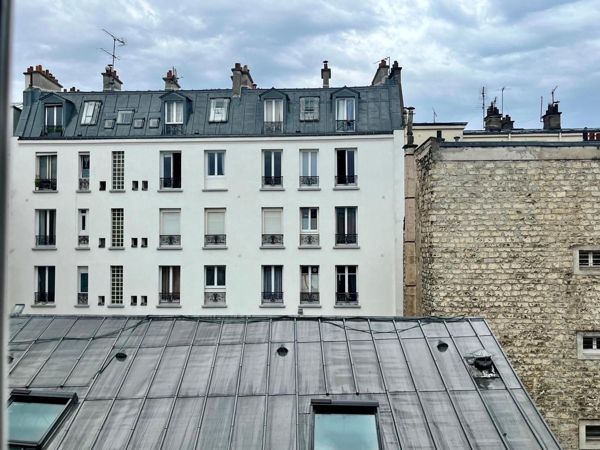 Appartement Petit Agreable Au Coeur Du 11e Arrondissement *