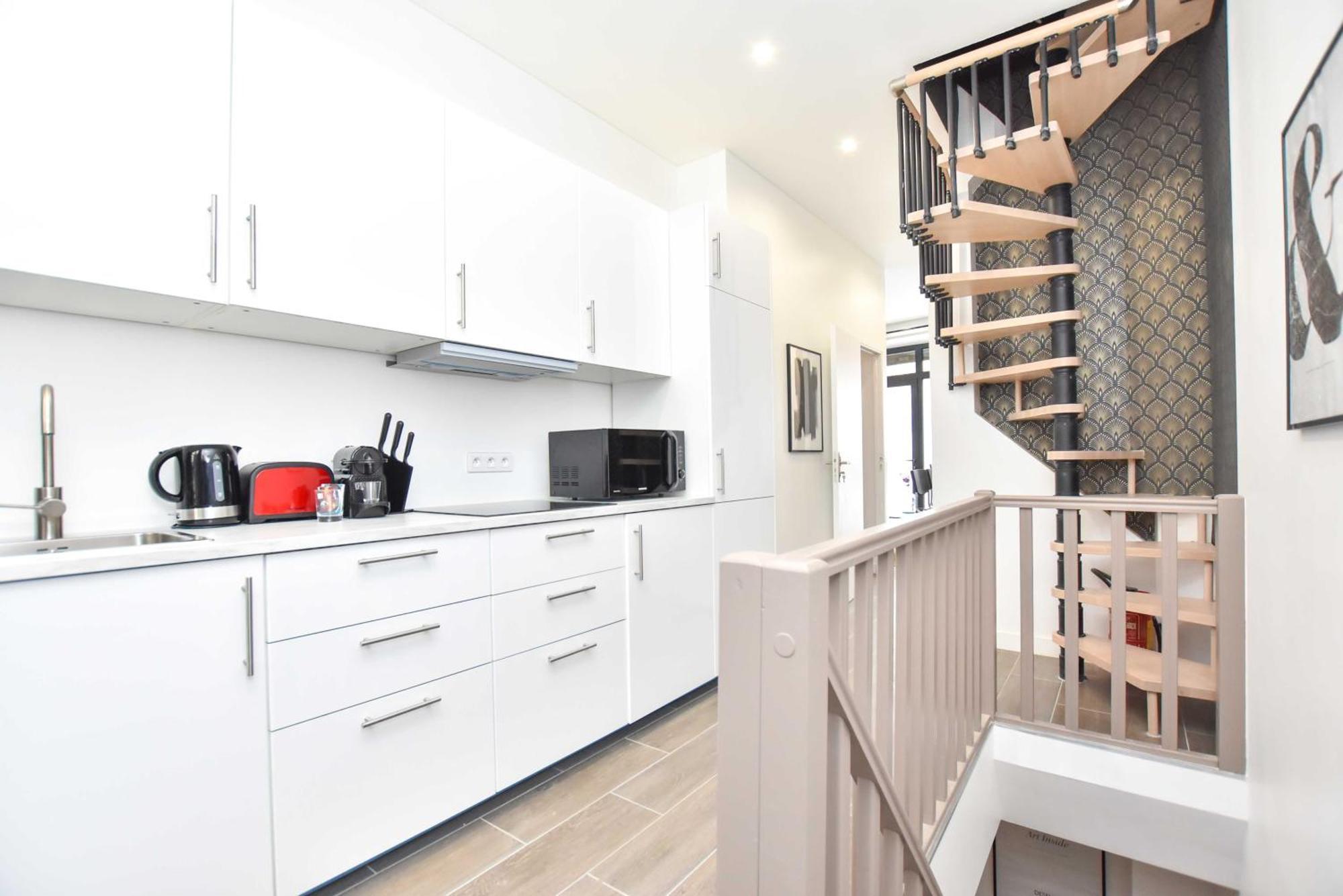 Family - 4br - 10p - Menilmontant Apartment