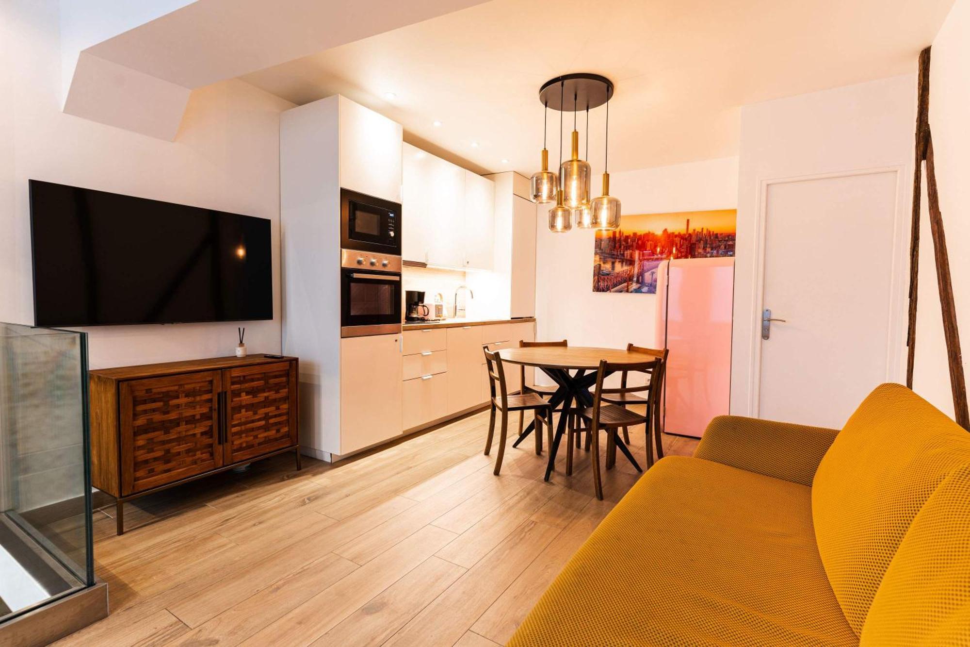 Appartement Loft 1 Bedroom Marais, Notre Dame Ac By Lcc Agency Paris