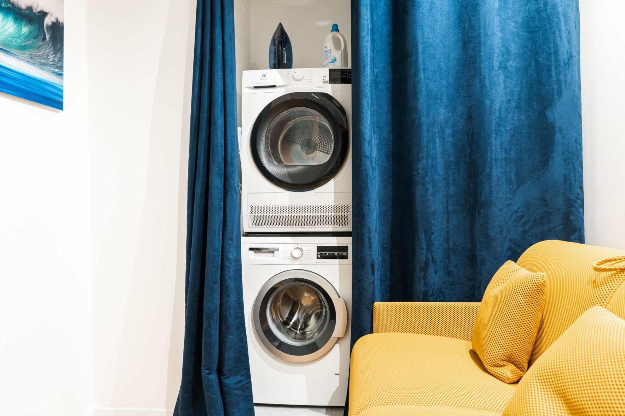 Loft 4 Bedroom Montmartre Pigalle Ac By Lcc Agency Apartment Paris