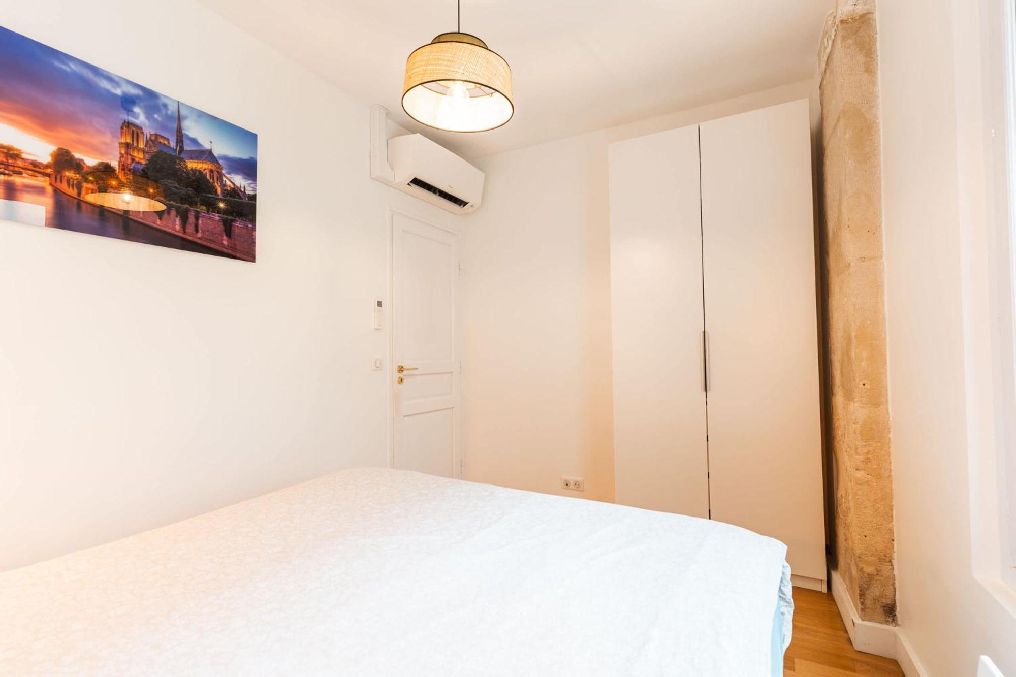 Loft 4 Bedroom Montmartre Pigalle Ac By Lcc Agency * Paris
