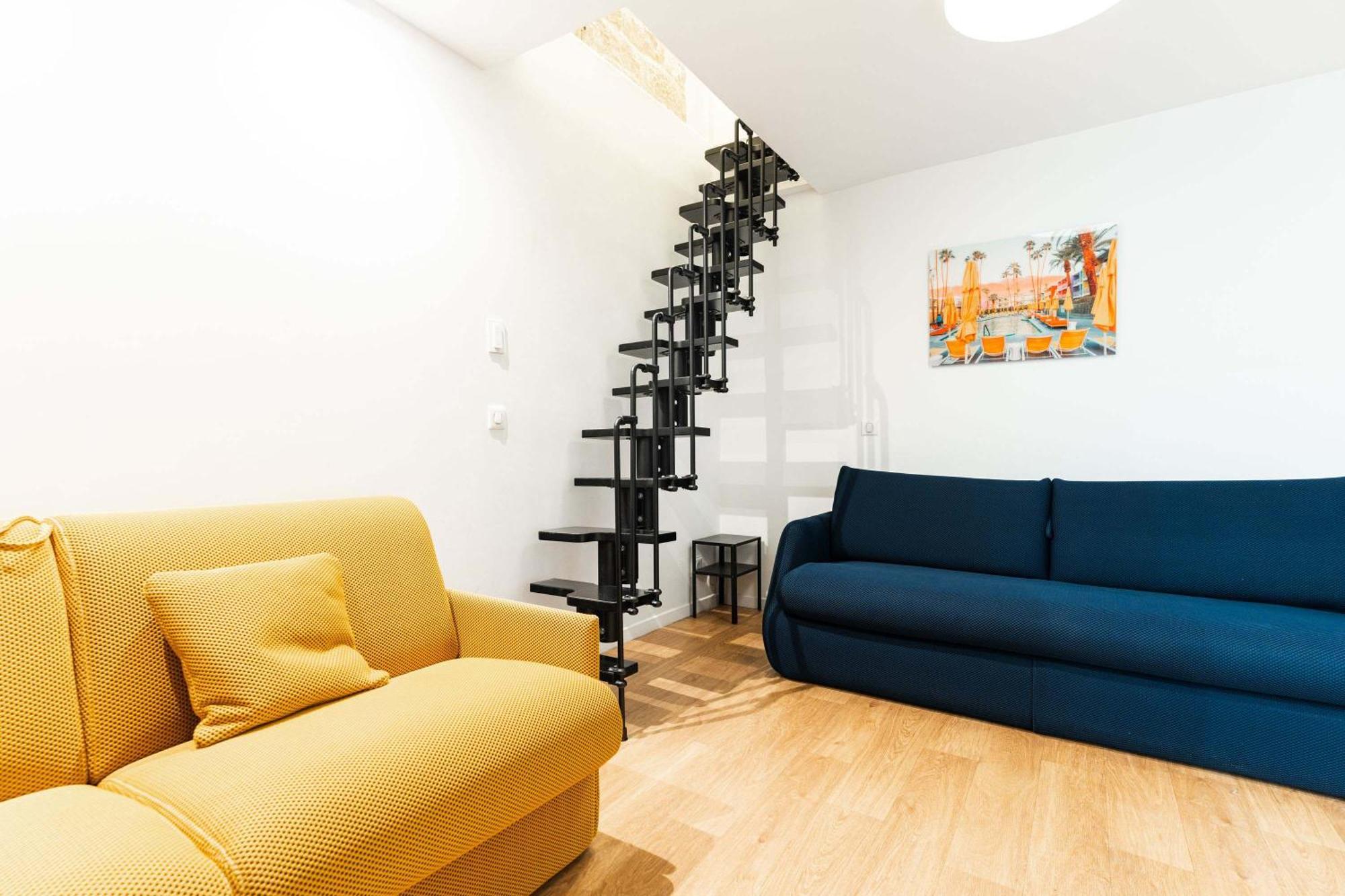 Apartment Loft 4 Bedroom Montmartre Pigalle Ac By Lcc Agency