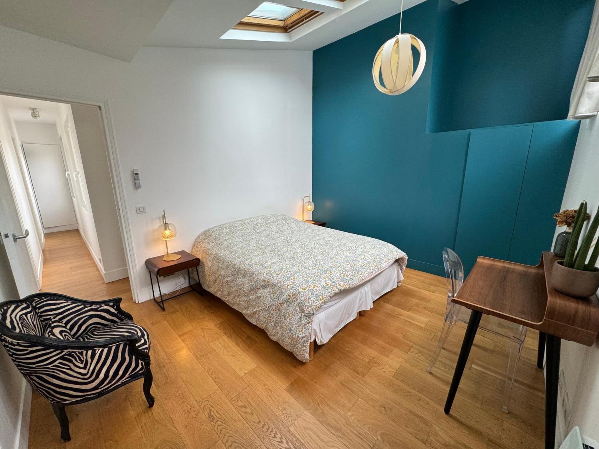 Grandeur Cachee Du 15e - Avec Parking Appartement