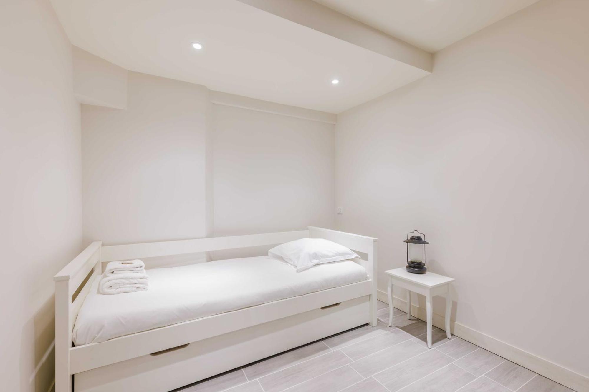 Modern - 2br - 6p - Saint-ambroise Apartment