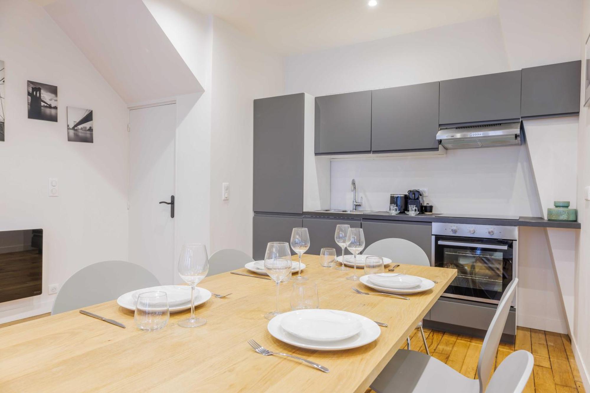 Modern - 2br - 6p - Saint-ambroise Apartment *