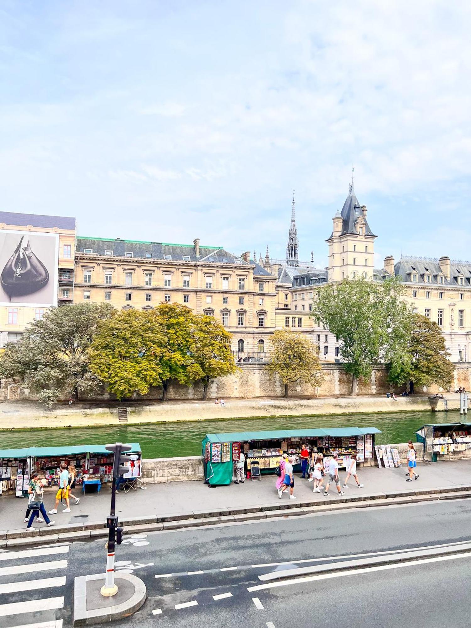 Apartment Charmant Paris, Vue Notre-dame *