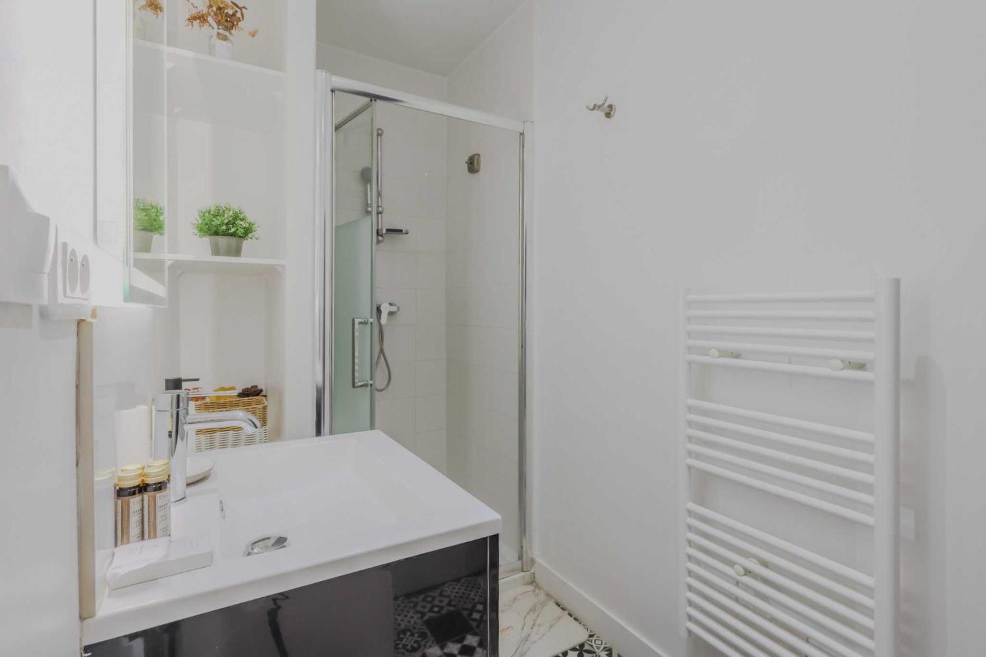 Charming - 1bd-4p - Gare Du Nord Apartment *