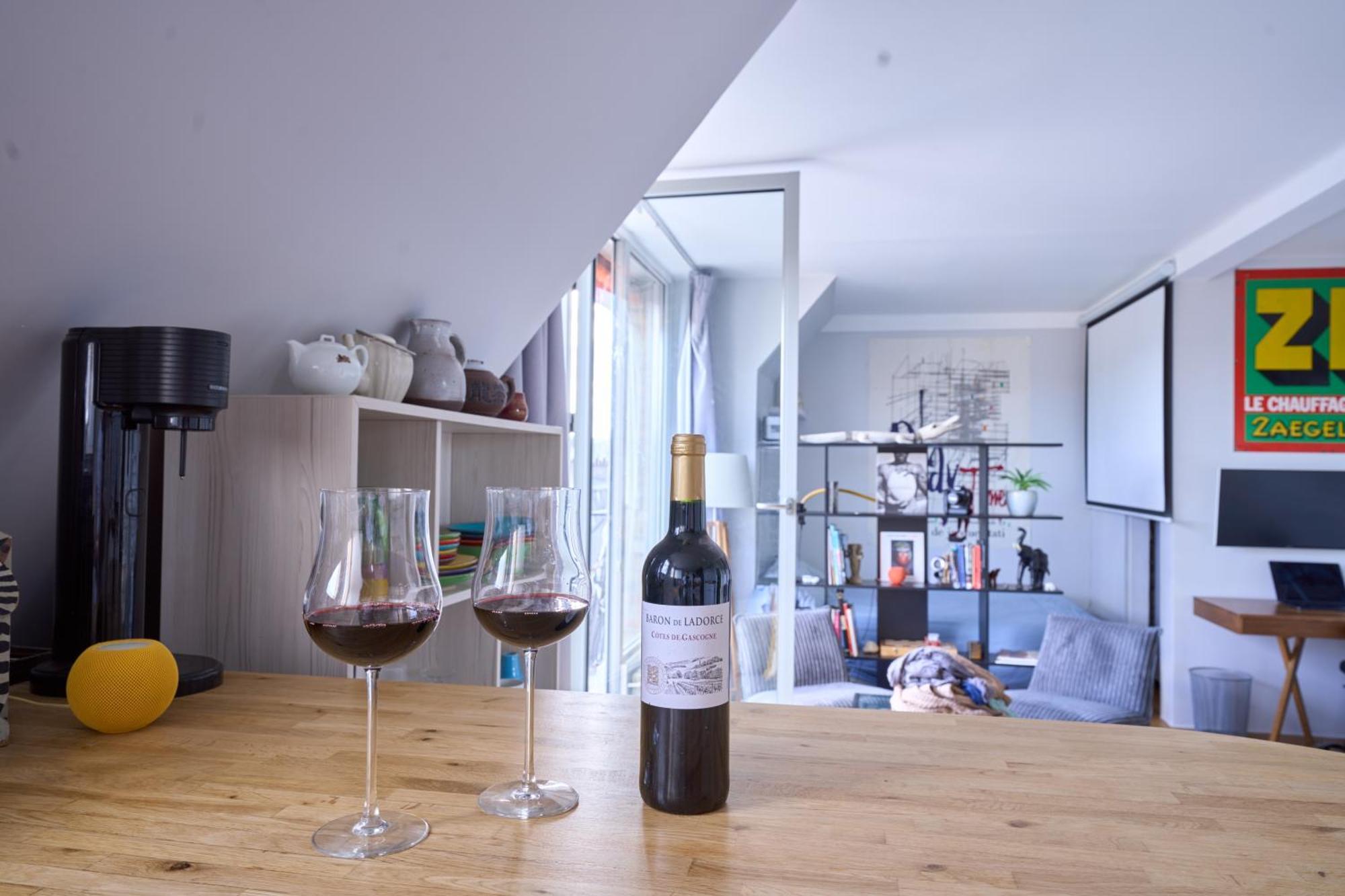 Artiste Apartment *