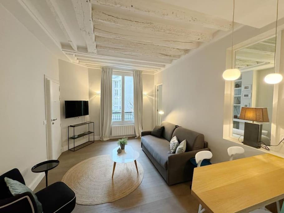 Rue Des Ecoles Apartment Paris