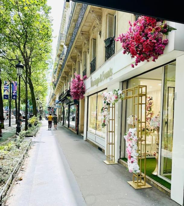 Apartment Appt Renove Proche Montmartre Gare Du Nord Et Est *