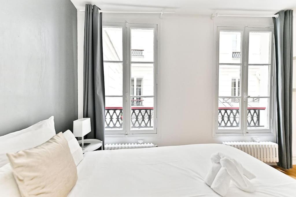 Appartement Grand 150m2 - Ii Paris