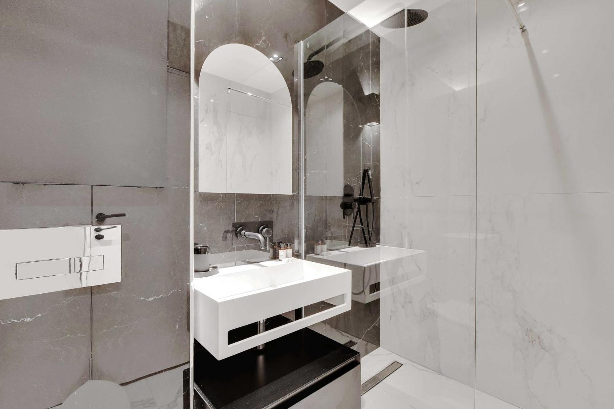 Authentic - 2br - 6p - Moulin Rouge * Paris