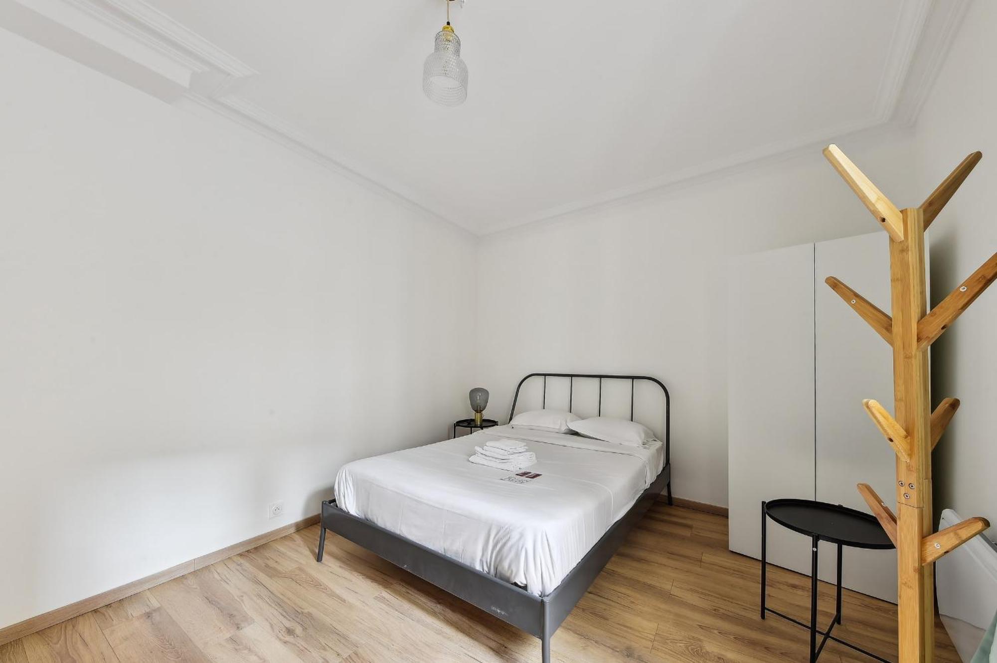 Montmartre 2br Cozy Apartment *