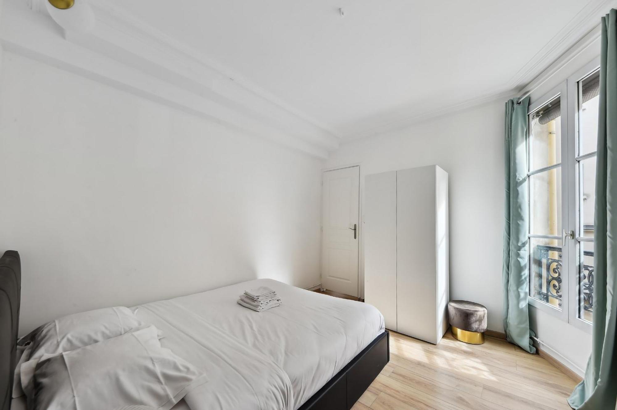 Montmartre 2br Cozy Paris