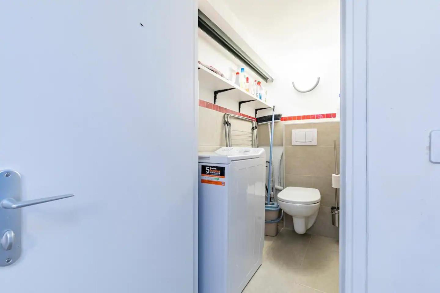 Appartement Gare Du Nord Confortable Pied A Terre Avec Patio