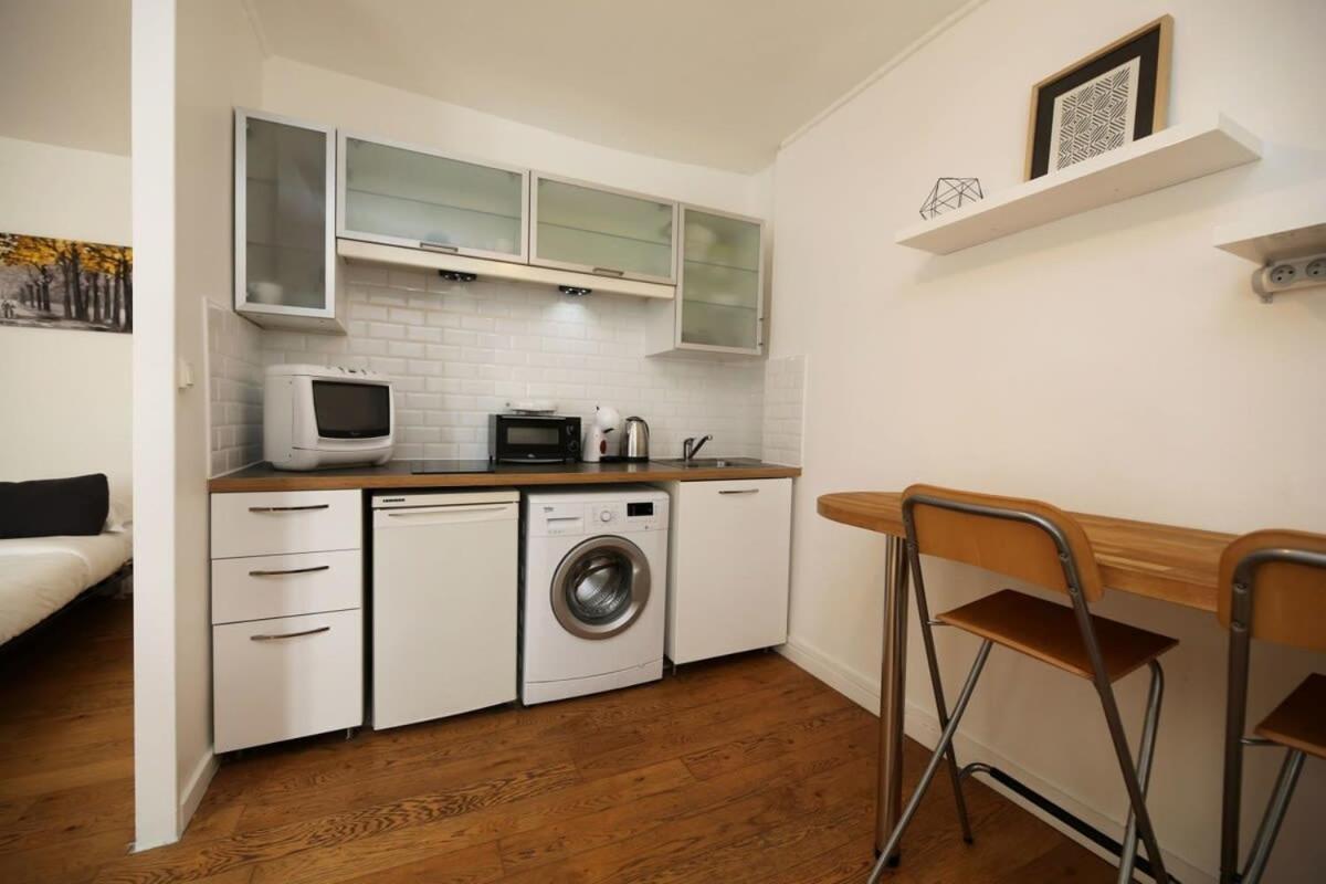 Apartment Avec Bureau Proche Montmartre - P2 Paris