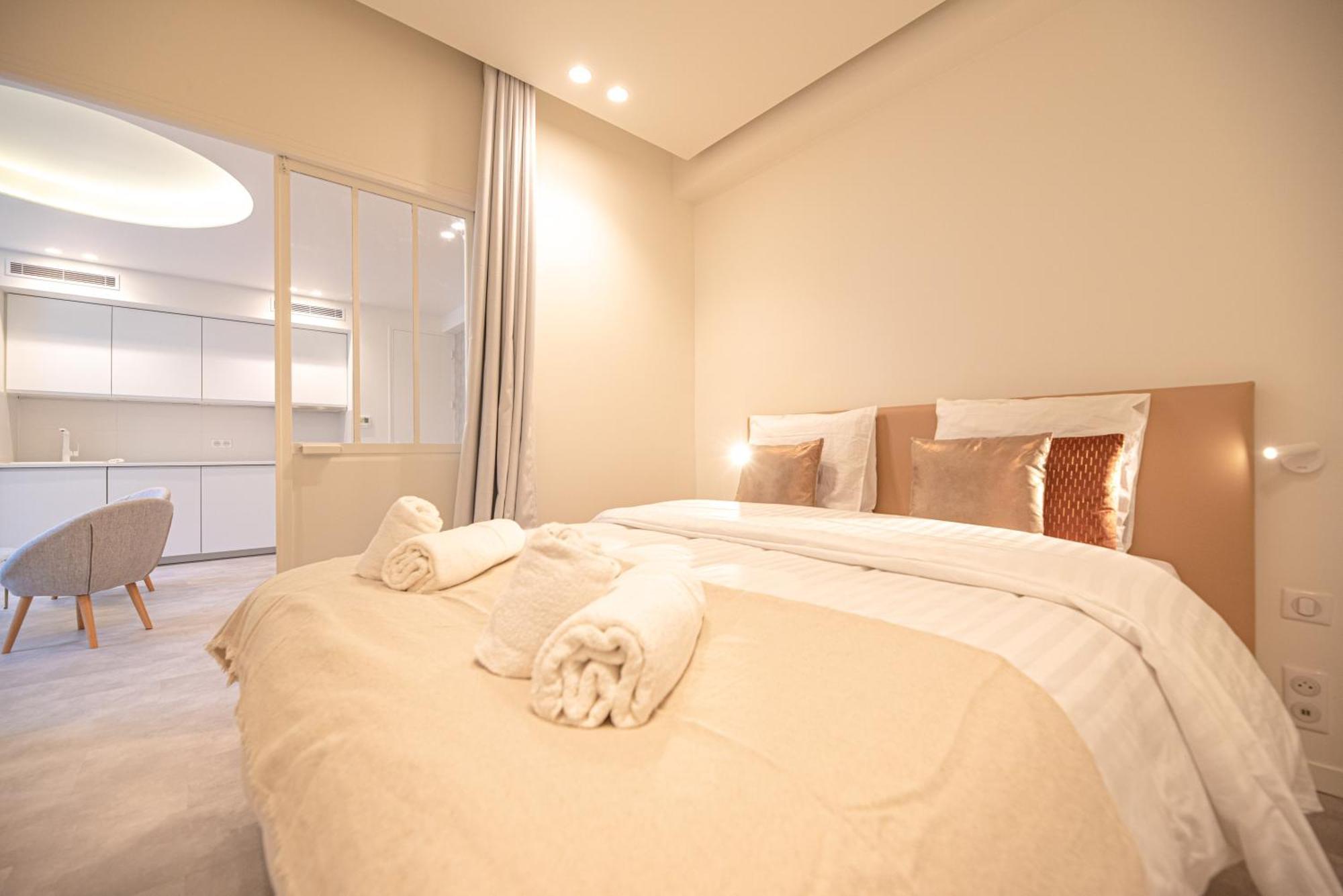 Cia - 2br Madeleine Champs Elysees Appartement