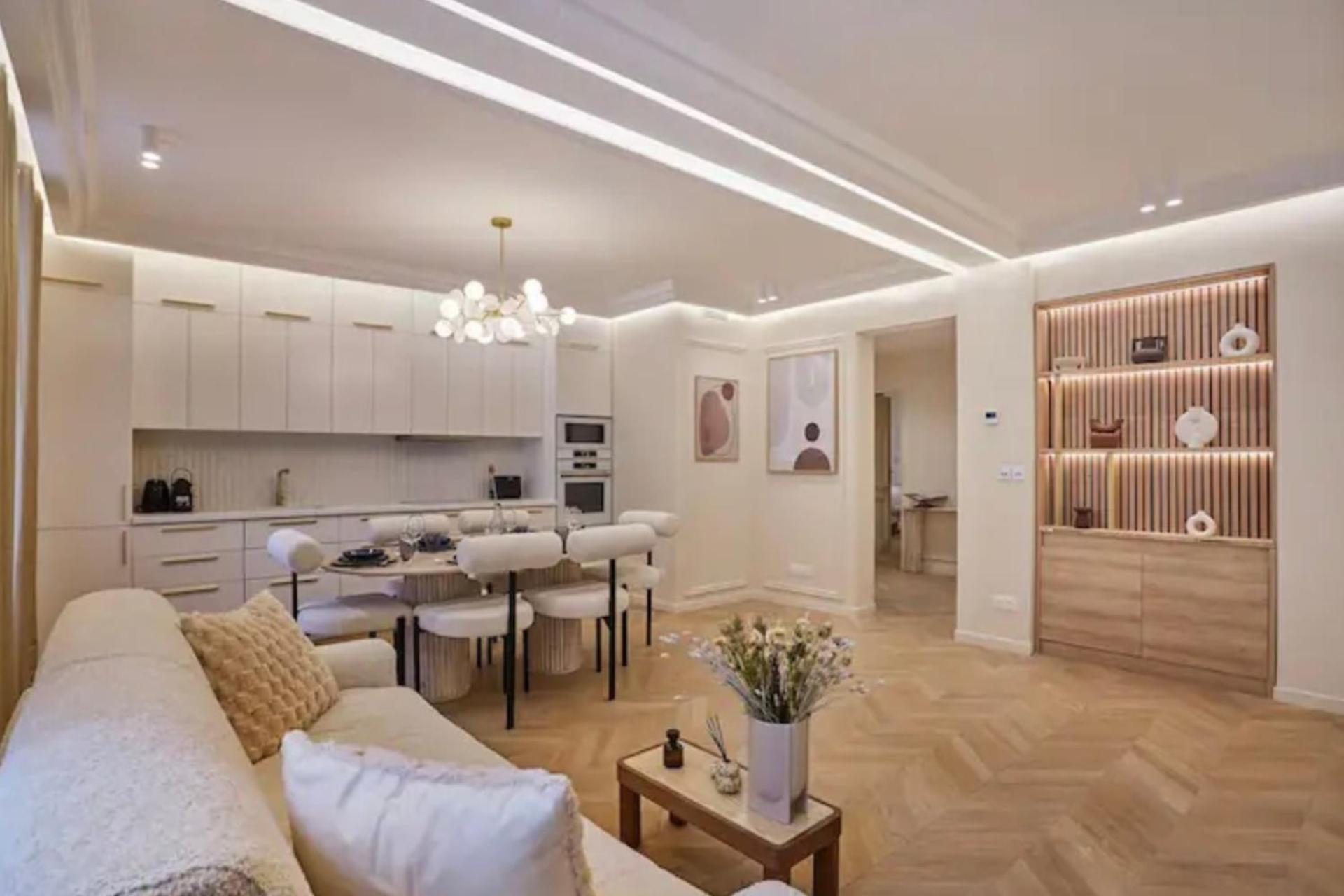 Aparthotel Luxurious *