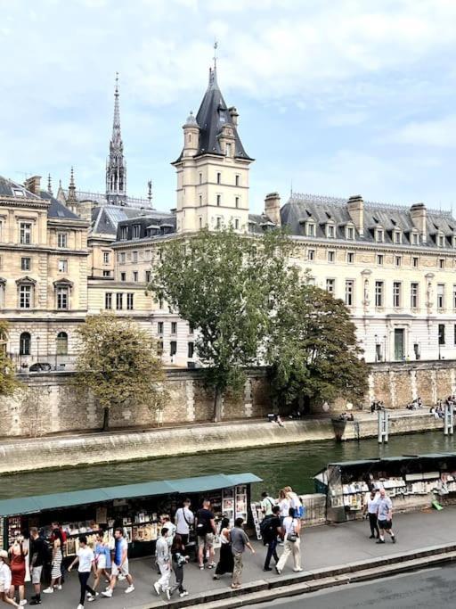 Charmant Paris, Vue Notre-dame