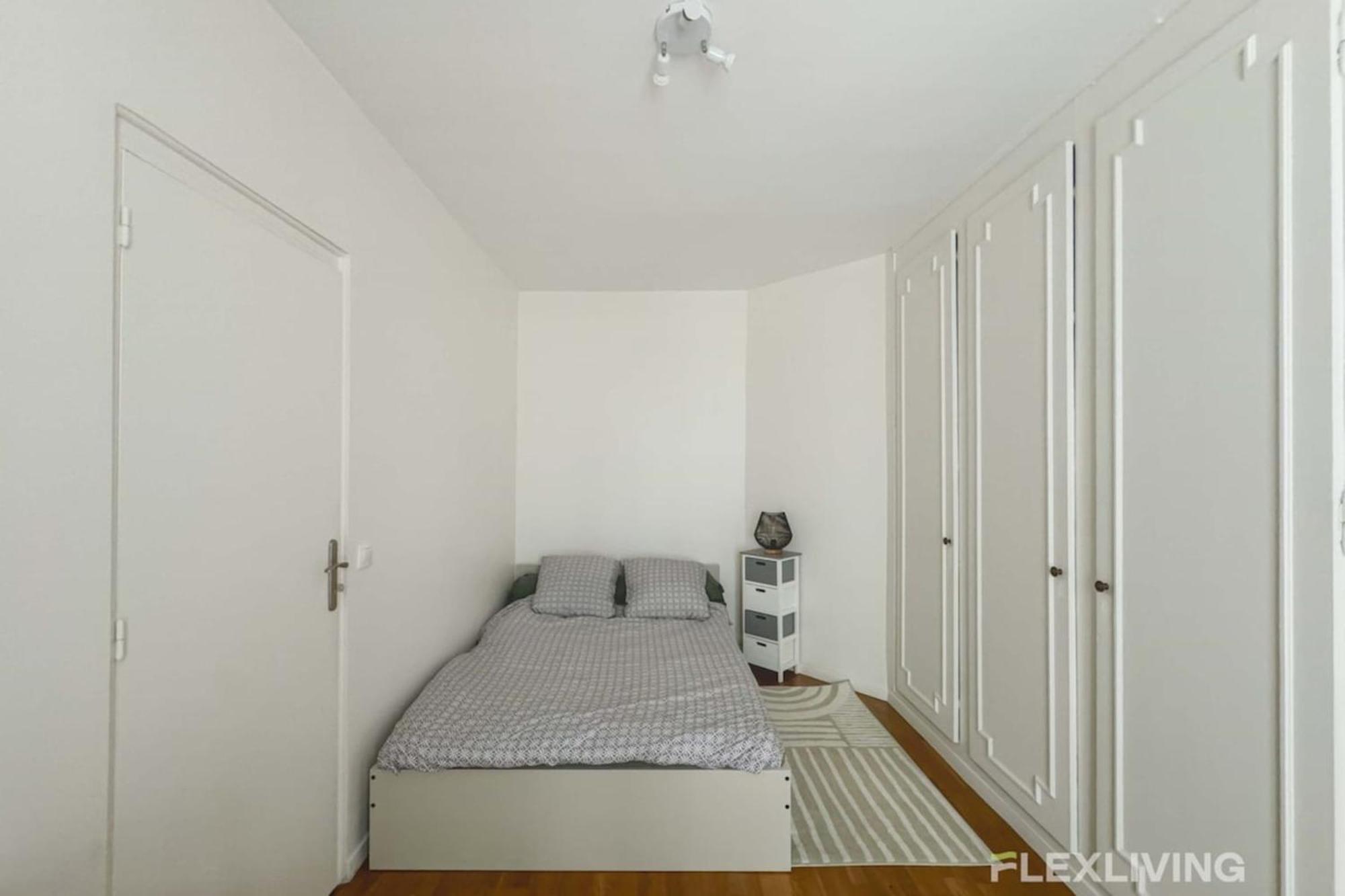Flexliving - - *