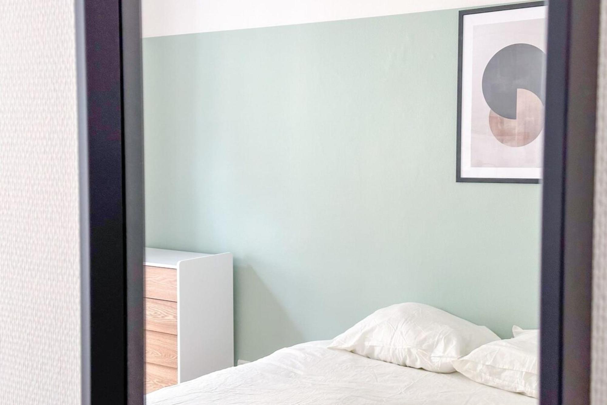 Flexliving - - Echiquier * Paris