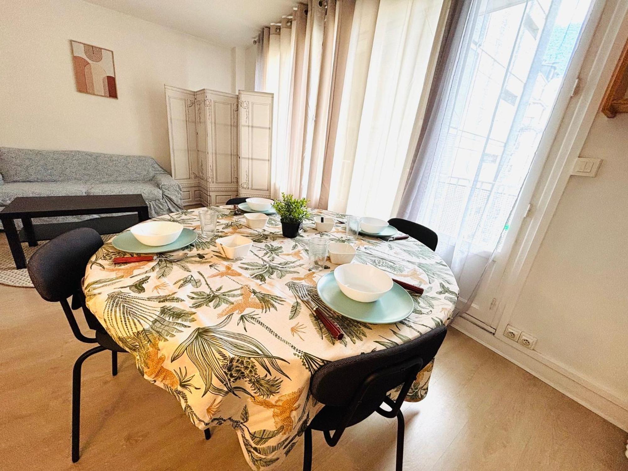 Rue Lecourbe Apartment *