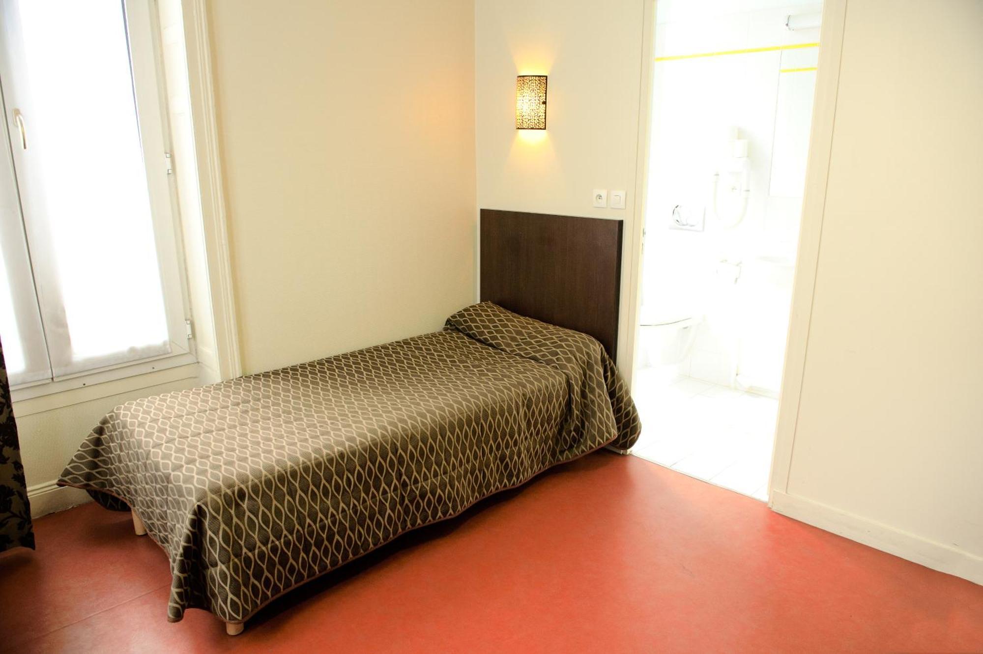Hotel De Milan Paris