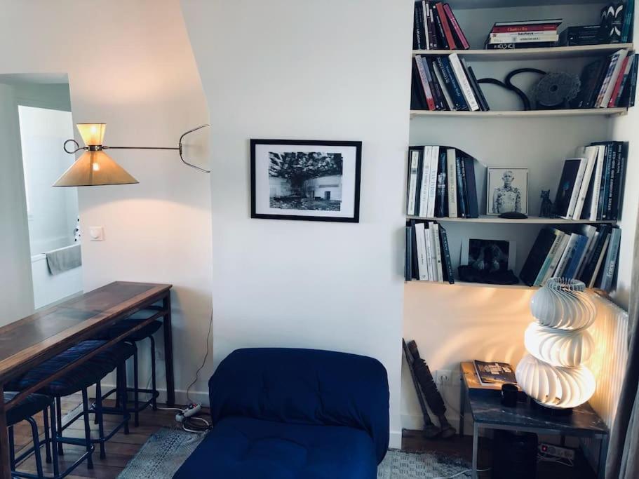 3 Bedrooms Apartment, Parisian Style Apartment *