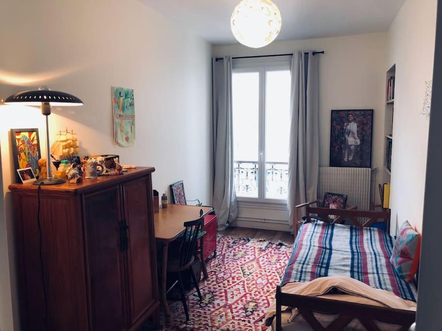 3 Bedrooms Apartment, Parisian Style * Paris