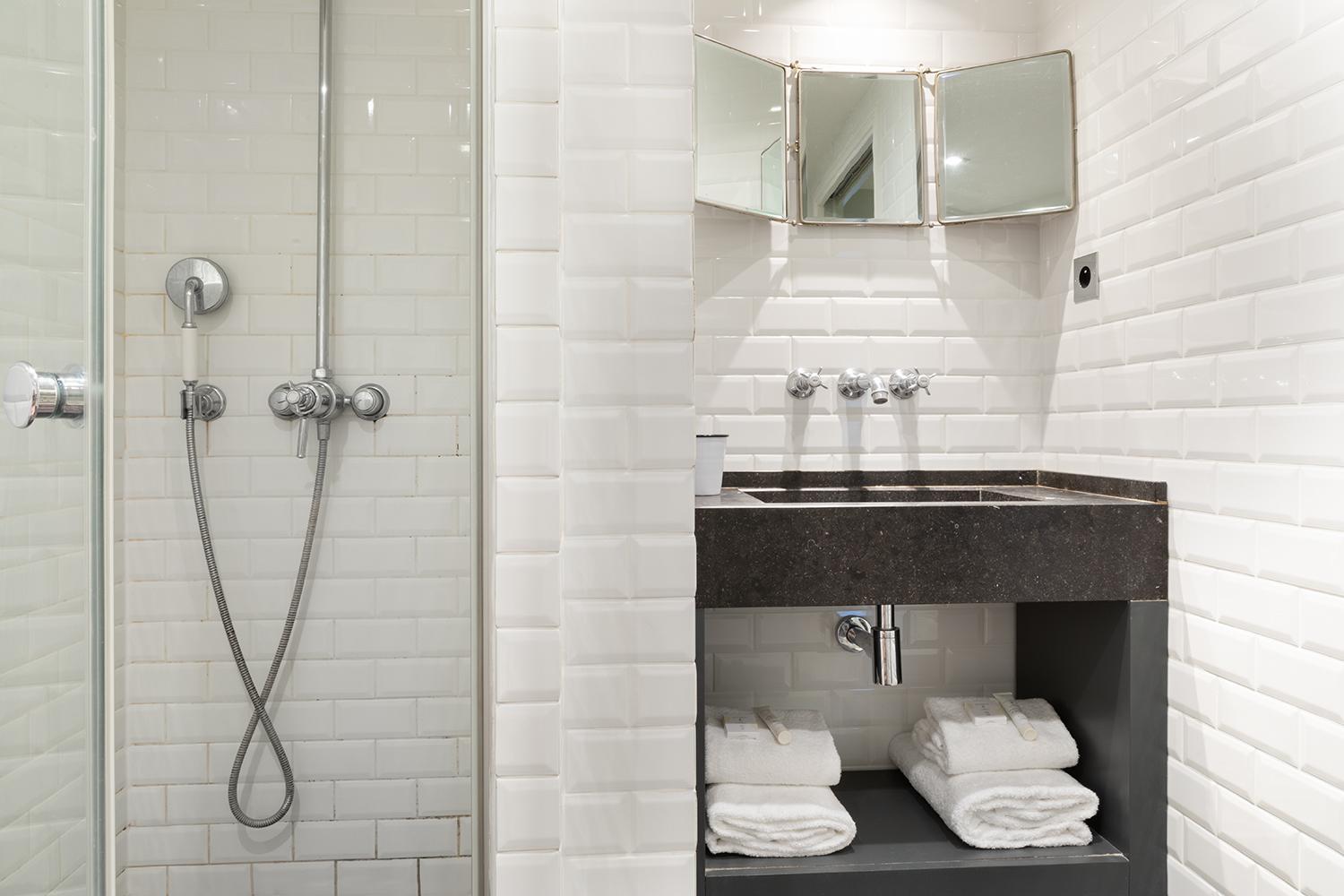 Apartment Pick A Flat's In Saint Germain - Paul-louis Courier