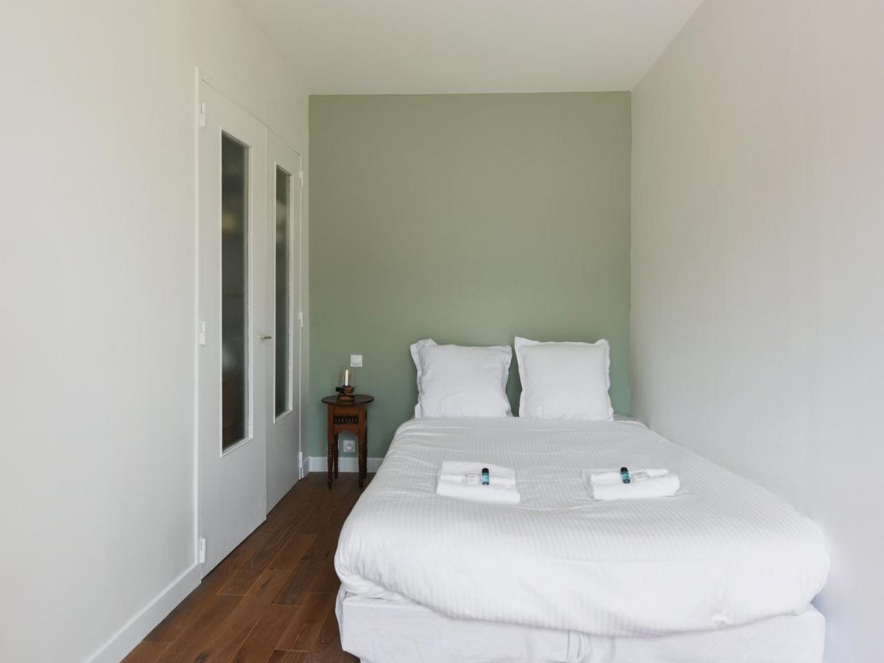 Guestready - Scenic Eiffel Tower View In 16th Arr. Apartment
