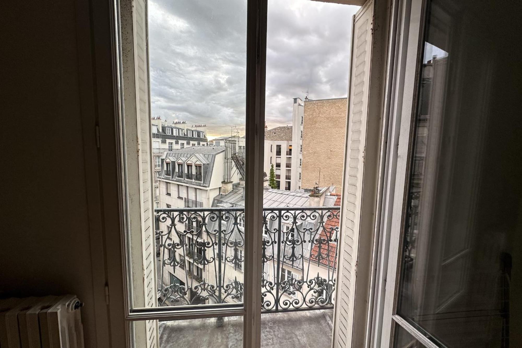 Beautiful T2 With Balcony - Near Parc Clichy Apartment *