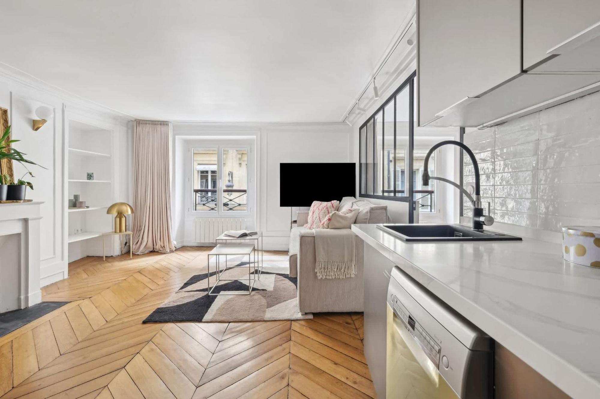 Apartment Jardin Des Tuileries & Louvre - Cityapartmentstay