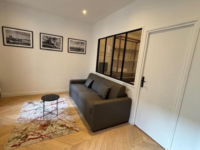 Contemporain République - Temple Appartement Paris