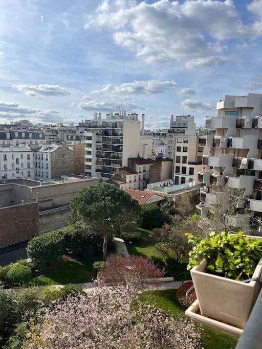 Apartment Typique Parisien