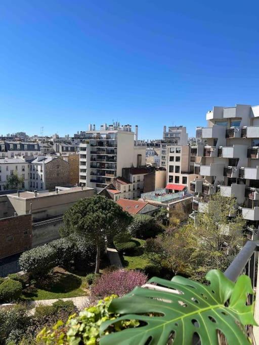 Typique Parisien Appartement *