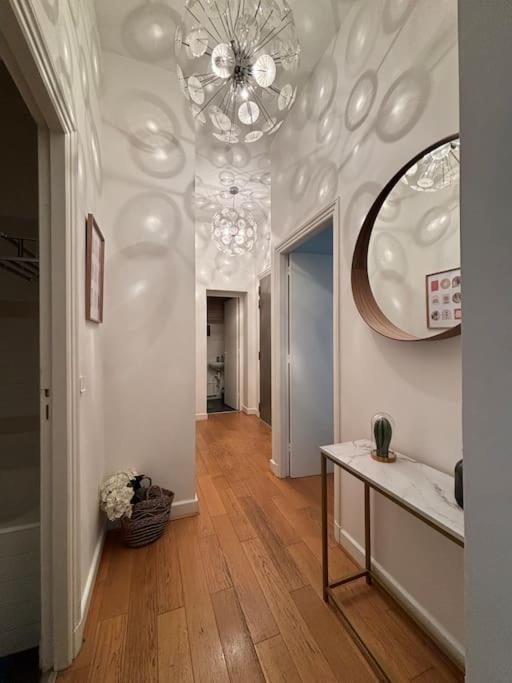 Apartment Champs Elysees